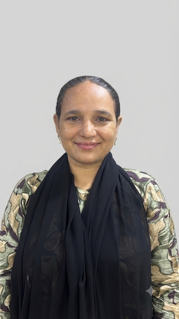 Kaynat Sahin - Part time Cleaner and Baby Sitter in Govandi West, in Mumbai